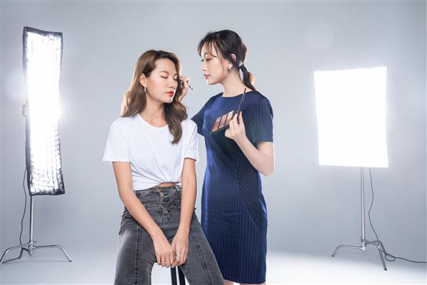 淄博哪里可以學(xué)習(xí)化妝？
