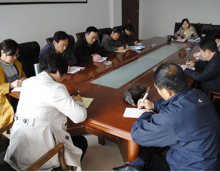 我校召開課程體系改革推進會