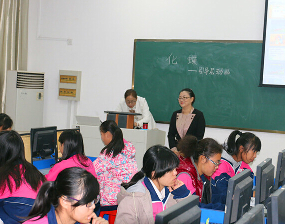 東營(yíng)市2014年教學(xué)能手評(píng)選專業(yè)課課堂教學(xué)評(píng)選在我院成功舉行
