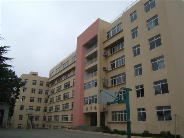 青島市電子信息技術學校電子技術應用專業(yè)怎么樣？需要學什么課程？